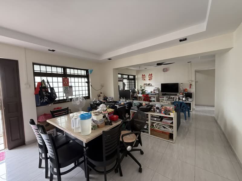 317 Sembawang Vista, 317 Sembawang Vista, 3 Bedrooms, 1,087 sqft, HDB Flat For Sale, by Ryan Tan Zheng Jie, 500158325 - Dining Room - PropertyGuru.com.sg