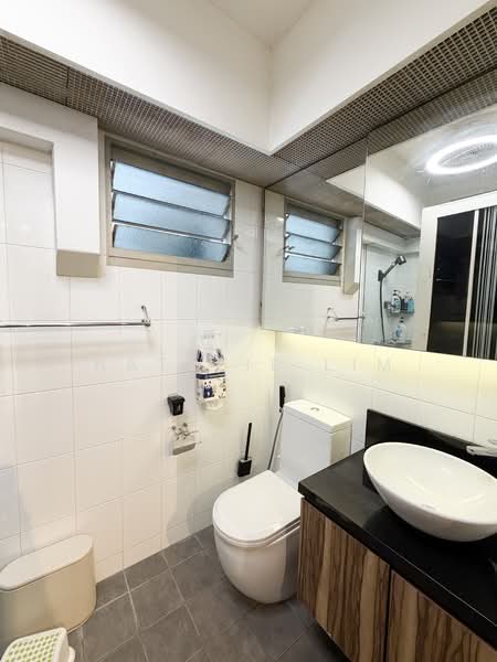 623C Punggol Central, 623C Punggol Central, 3 Bedrooms, 1,022 sqft, HDB Flat For Sale, by Natalie Lim, 500158347 - Bathroom - PropertyGuru.com.sg