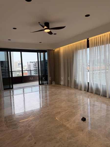 Midtown Modern, 16 Tan Quee Lan Street, 4 Bedrooms, 1,808 sqft, Condominium For Rent, by Mike Yeo 杨宗平, 500158350 - Balcony - PropertyGuru.com.sg