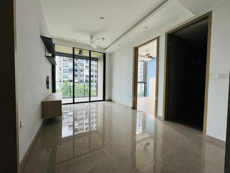 The Tapestry, 59 Tampines Street 86, 2 Bedrooms, 603 sqft, Condominium For Sale, by Claire Loh, 500158356 - Living Room - PropertyGuru.com.sg