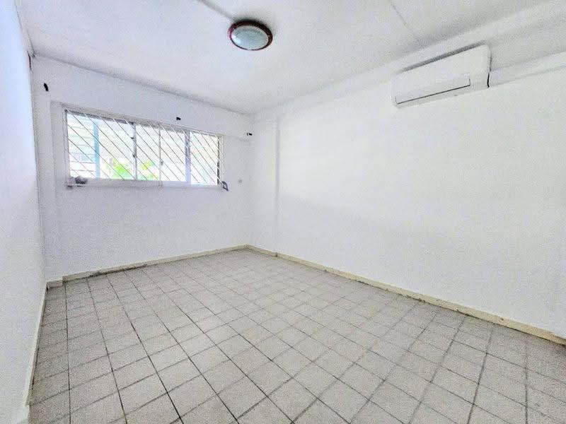 783 Yishun Ring Road, 783 Yishun Ring Road, Sembawang / Yishun, 2 Bedrooms, 797 sqft, HDB Flat For Sale, by Mindy Wong, 500158358 - PropertyGuru.com.sg