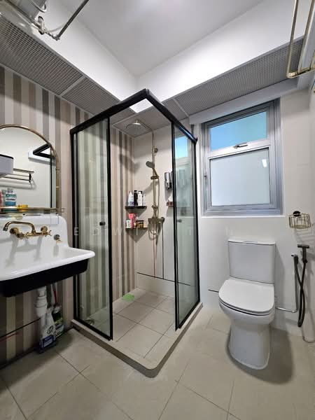 153 Jalan Teck Whye, 153 Jln Teck Whye, 1 Bedroom, 505 sqft, HDB Flat For Sale, by Edwin Tan, 500158359 - Bathroom - PropertyGuru.com.sg