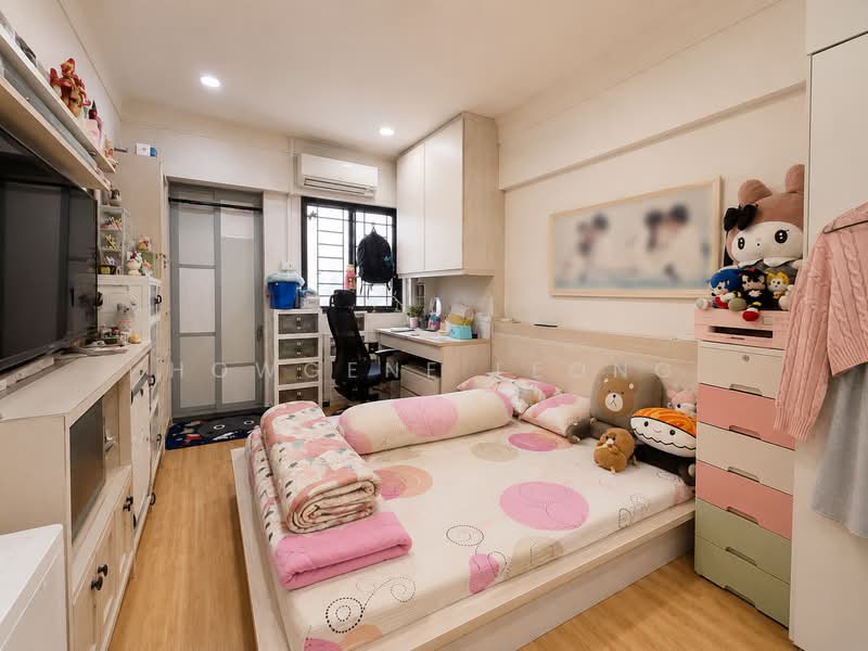 302 Woodlands Street 31, 302 Woodlands Street 31, 4 Bedrooms, 1,421 sqft, HDB Flat For Sale, by Howgene Leong, 500158375 - Bedroom - PropertyGuru.com.sg