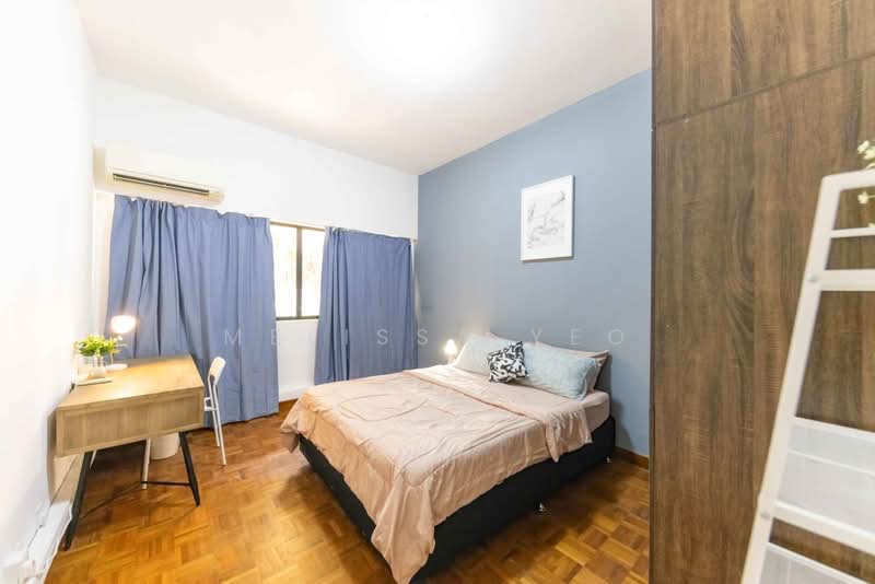 80b Meyer road, Meyer road, 6 Bedrooms, 6,400 sqft, Semi-Detached House For Rent, by Melissa Yeo, 500158377 - Bedroom - PropertyGuru.com.sg