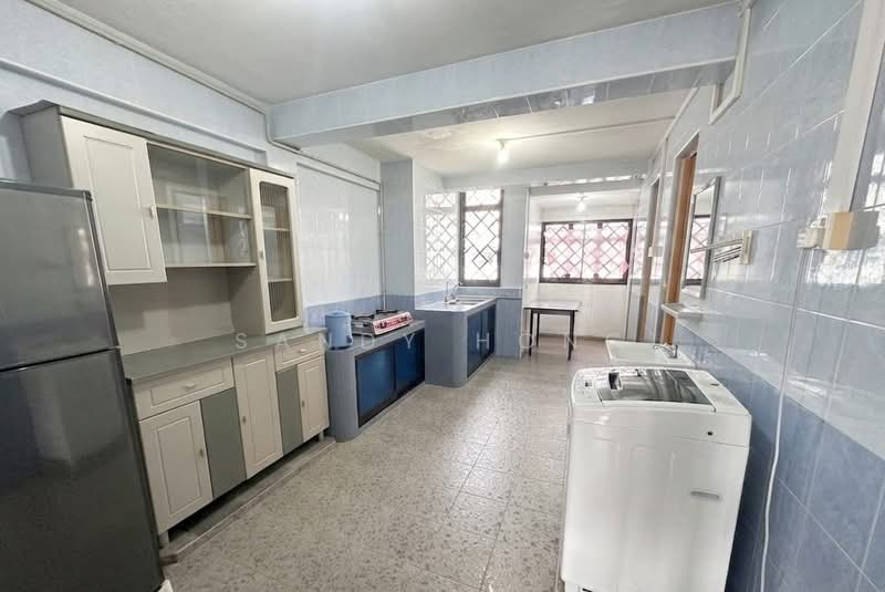 112 Ho Ching Road, 112 Ho Ching Road, 2 Bedrooms, 731 sqft, HDB Flat For Sale, by Sandy Hong, 500158381 - Kitchen - PropertyGuru.com.sg