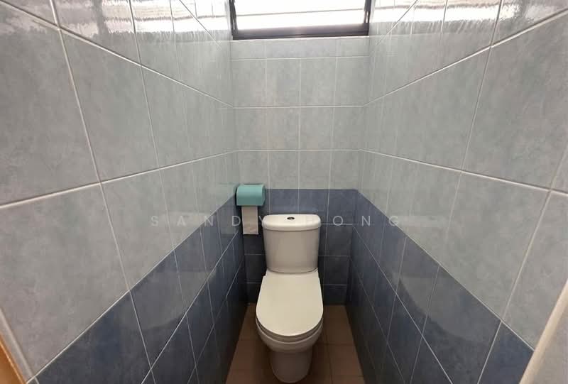 112 Ho Ching Road, 112 Ho Ching Road, 2 Bedrooms, 731 sqft, HDB Flat For Sale, by Sandy Hong, 500158381 - Bathroom - PropertyGuru.com.sg