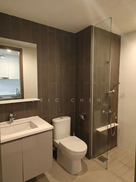 CityLife @ Tampines, 67 Tampines Central 7, 3 Bedrooms, 1,367 sqft, Executive Condominium For Sale, by Eric Chen, 500158382 - Bathroom - PropertyGuru.com.sg