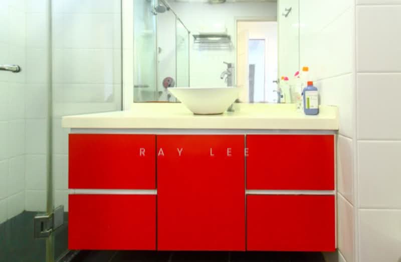 Parc Oasis, 35 Jurong East Avenue 1, Room Rental, 200 sqft, Condominium For Rent, by Ray Lee, 500158383 - Bathroom - PropertyGuru.com.sg