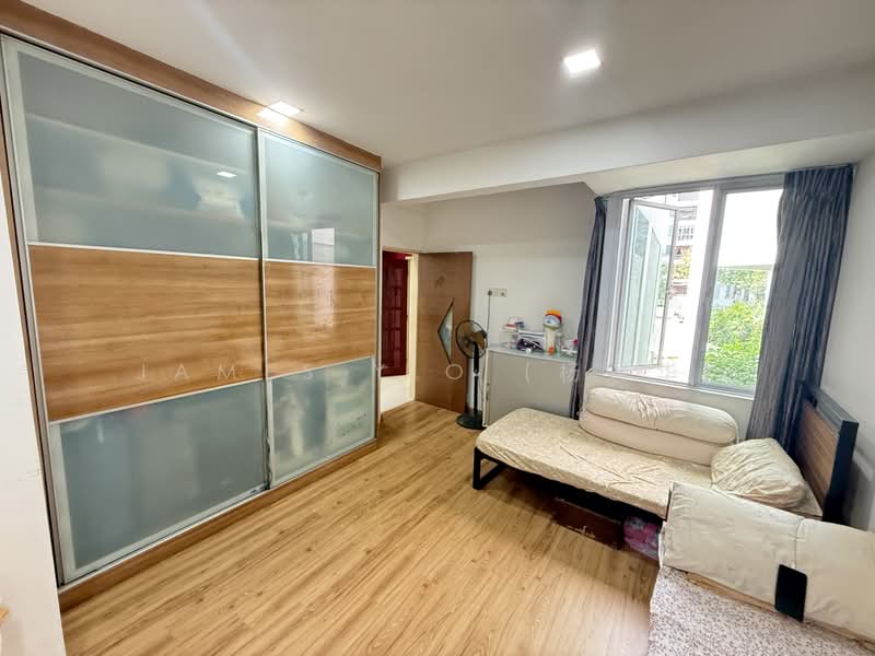 Far Horizon Gardens, 7 Ang Mo Kio Avenue 9, 2 Bedrooms, 1,292 sqft, Condominium For Sale, by James Yio (杨瑞华), 500158386 - Bedroom - PropertyGuru.com.sg
