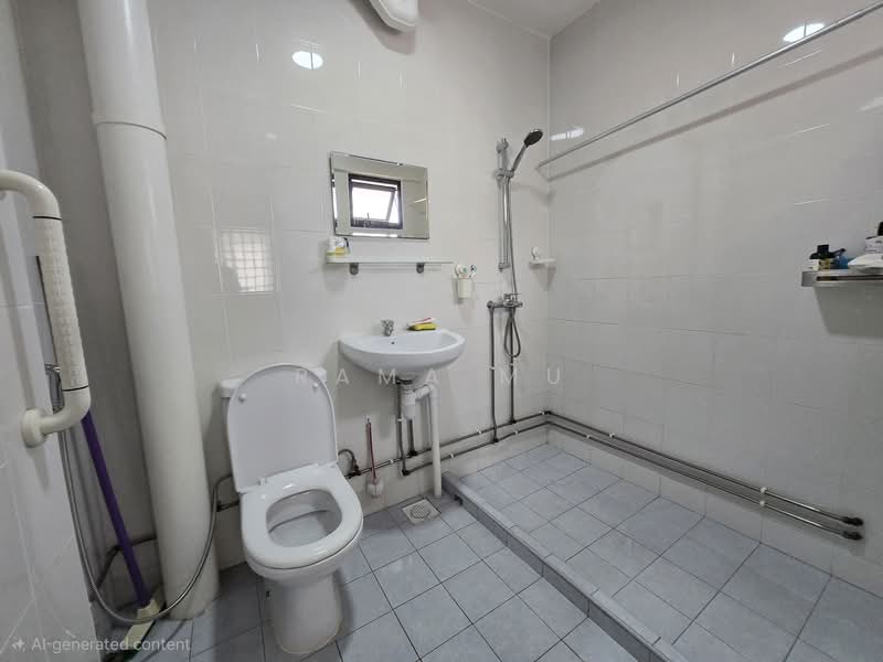 145 Bedok Reservoir Road, 145 Bedok Reservoir Road, 4 Bedrooms, 1,539 sqft, HDB Flat For Sale, by Rama Mu, 500158389 - Bathroom - PropertyGuru.com.sg