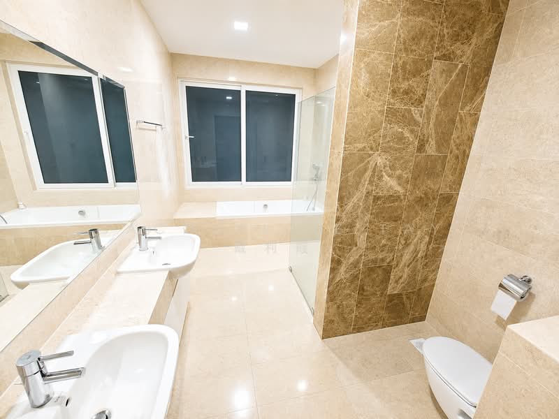 Jalan Kelulut, Jalan Kelulut, 6 Bedrooms, 6,500 sqft, Semi-Detached House For Sale, by Jacqueline Tay 戴利霞, 500158392 - Bathroom - PropertyGuru.com.sg
