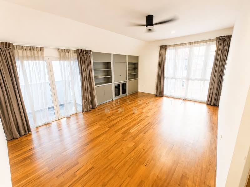 Jalan Kelulut, Jalan Kelulut, 6 Bedrooms, 6,500 sqft, Semi-Detached House For Sale, by Jacqueline Tay 戴利霞, 500158392 - Living Room - PropertyGuru.com.sg