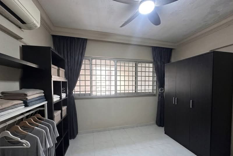 556 Jurong West Street 42, 556 Jurong West Street 42, 3 Bedrooms, 1,614 sqft, HDB Flat For Sale, by Sandy Hong, 500158395 - Bedroom - PropertyGuru.com.sg
