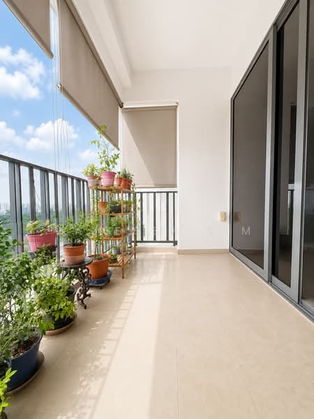Riversails, 8 Upper Serangoon Crescent, 3 Bedrooms, 1,033 sqft, Condominium For Sale, by Vanessa Sim, 500158403 - Balcony - PropertyGuru.com.sg