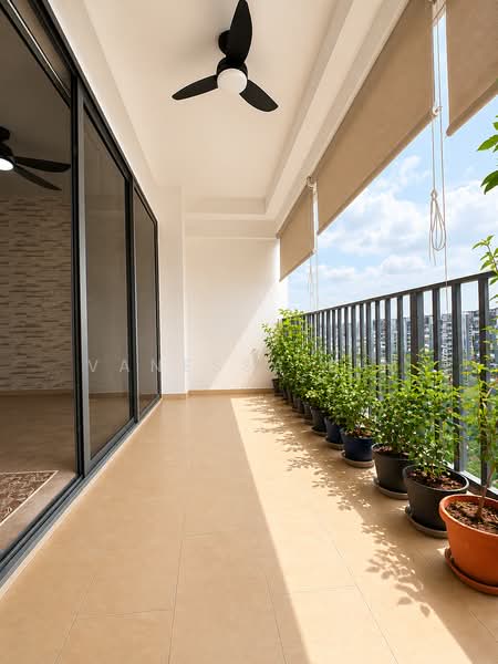 Riversails, 8 Upper Serangoon Crescent, 3 Bedrooms, 1,033 sqft, Condominium For Sale, by Vanessa Sim, 500158403 - Balcony - PropertyGuru.com.sg
