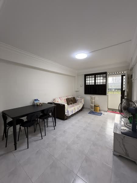 37 Jalan Rumah Tinggi, 37 Jalan Rumah Tinggi, 2 Bedrooms, 570 sqft, HDB Flat For Sale, by Semantha Soon, 500158414 - Living Room - PropertyGuru.com.sg