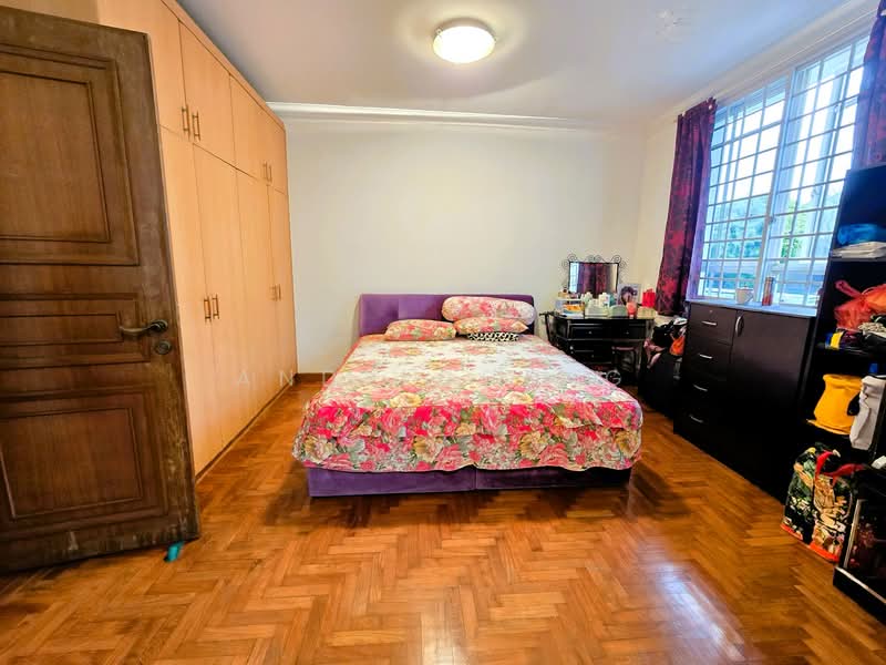 Tai Keng Gardens, Tai Keng Gardens / Jalan Lokam / Paya Lebar Crescent, 5 Bedrooms, 3,600 sqft, Corner Terrace For Sale, by Andy Cheng, 500158422 - Bedroom - PropertyGuru.com.sg