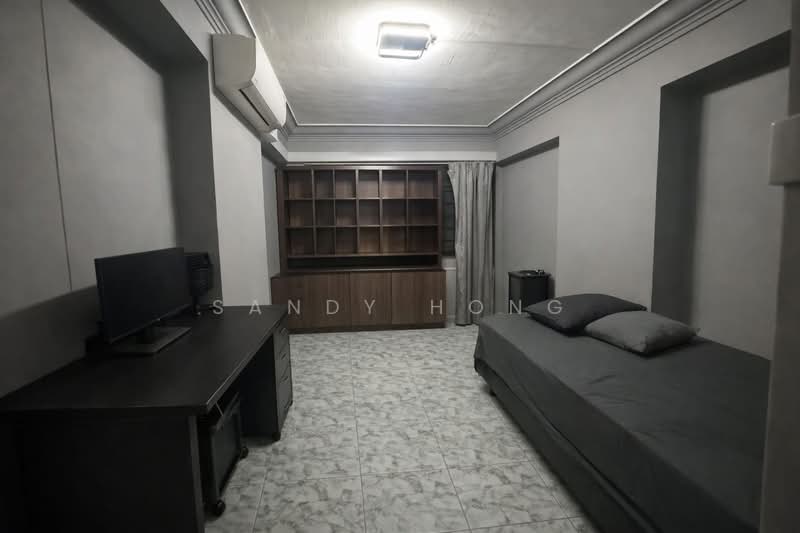 288B Jurong East Street 21, 288B Jurong East Street 21, 3 Bedrooms, 1,076 sqft, HDB Flat For Sale, by Sandy Hong, 500158425 - Bedroom - PropertyGuru.com.sg