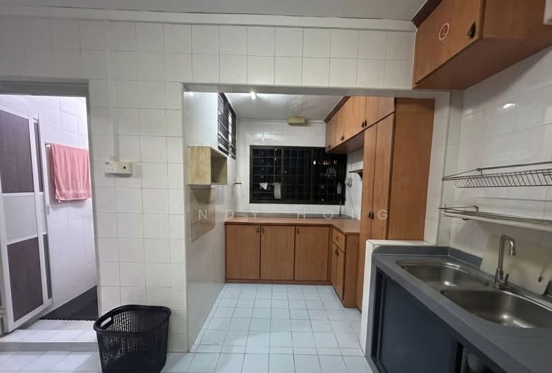 288B Jurong East Street 21, 288B Jurong East Street 21, 3 Bedrooms, 1,076 sqft, HDB Flat For Sale, by Sandy Hong, 500158425 - Kitchen - PropertyGuru.com.sg