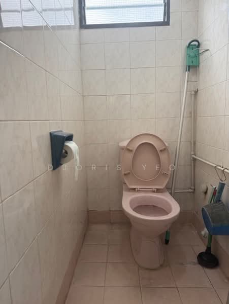 85 Whampoa Drive, 85 Whampoa Drive, 3 Bedrooms, 700 sqft, HDB Flat For Sale, by Djoris Yeo, 500158428 - Bathroom - PropertyGuru.com.sg