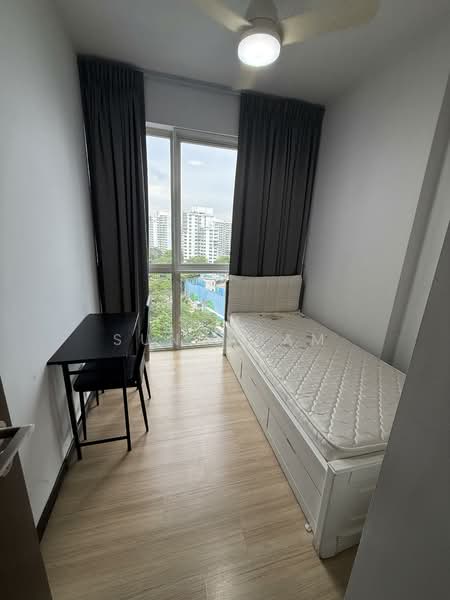 Lake Life, 4 Tao Ching Road, 4 Bedrooms, 1,249 sqft, Executive Condominium For Rent, by S.M. SUNDARAM, 500158429 - Bedroom - PropertyGuru.com.sg