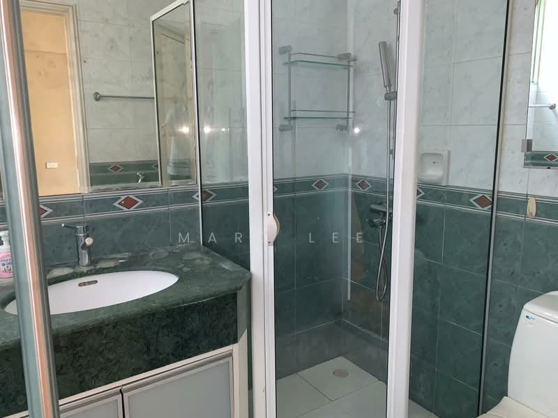 Tiara, 1 Kim Seng Walk, 3 Bedrooms, 1,281 sqft, Apartment For Sale, by Marc Lee, 500158430 - Bathroom - PropertyGuru.com.sg