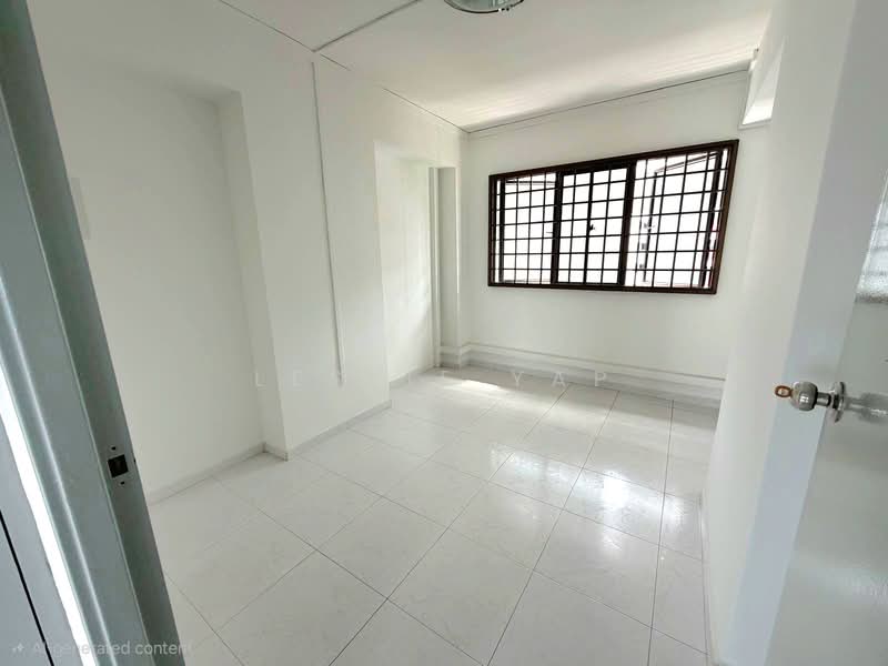 169 Hougang Avenue 1, 169 Hougang Avenue 1, 3 Bedrooms, 1,087 sqft, HDB Flat For Sale, by Leslie Yap, 500158448 - Bedroom  - PropertyGuru.com.sg