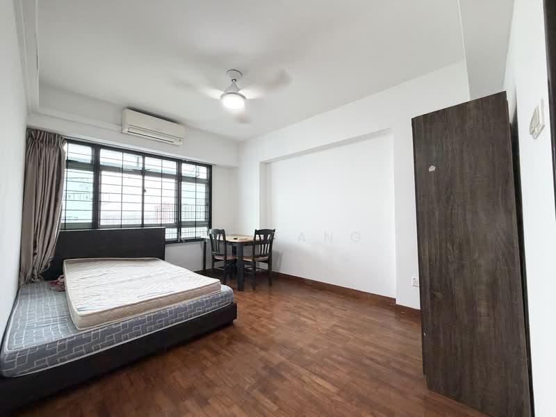 638A Punggol Drive, 638A Punggol Drive, 3 Bedrooms, 1,200 sqft, HDB Flat For Rent, by Kye Tang, 500158460 - Master Bedroom - PropertyGuru.com.sg