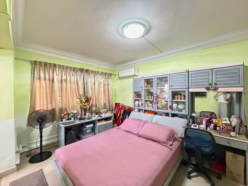 856 Jurong West Street 81, 856 Jurong West Street 81, 3 Bedrooms, 1,119 sqft, HDB Flat For Sale, by Zac Lim, 500158464 - Bedroom - PropertyGuru.com.sg