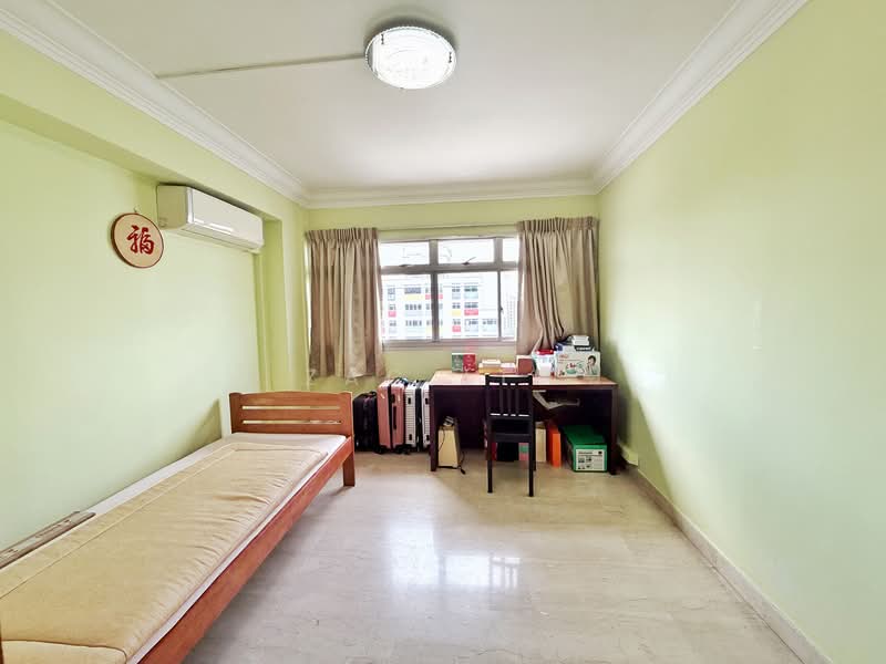 856 Jurong West Street 81, 856 Jurong West Street 81, 3 Bedrooms, 1,119 sqft, HDB Flat For Sale, by Zac Lim, 500158464 - Bedroom - PropertyGuru.com.sg