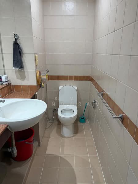 Woodsvale, 1 Woodlands Drive 72, Room Rental, 150 sqft, Condominium For Rent, by S.M. SUNDARAM, 500158468 - Bathroom - PropertyGuru.com.sg