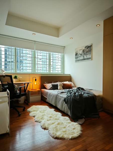 Queens, 12 Stirling Road, Room Rental, 200 sqft, Condominium For Rent, by Rodney Sea, 500158471 - Bedroom - PropertyGuru.com.sg