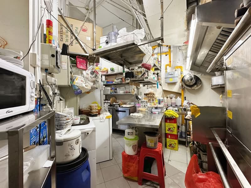 East Village, 430 Upper Changi Road, 764 sqft, Mall Shop For Rent, by Eric Lee, 500158472 - Kitchen - CommercialGuru.com.sg