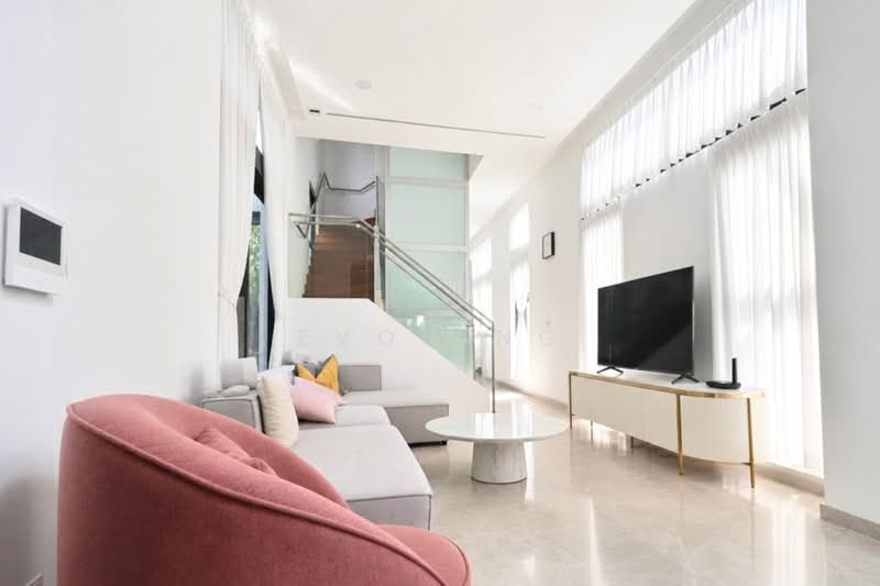 CLUNY PARK ROAD, , 5 Bedrooms, 6,458 sqft, Detached House For Sale, by Evon Ng, 500158482 - Living Room - PropertyGuru.com.sg