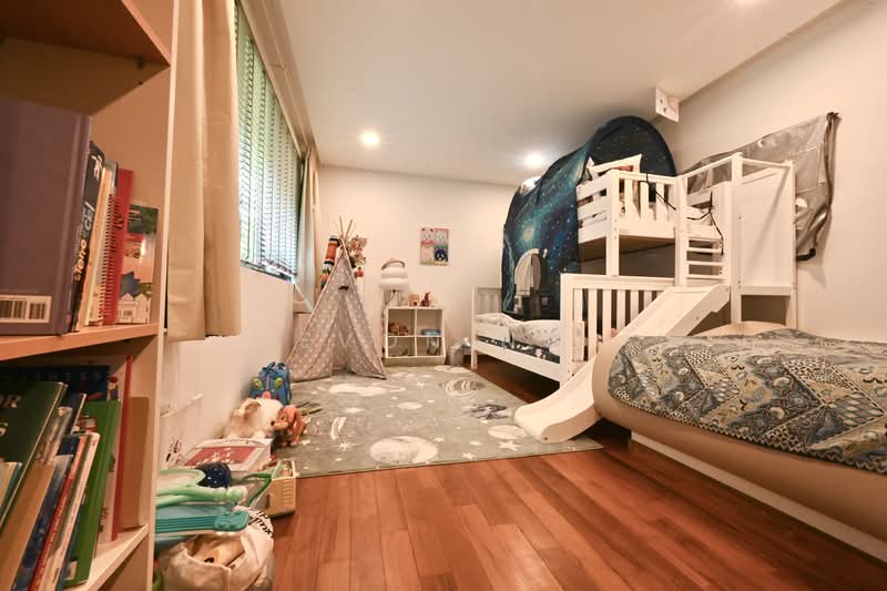 CLUNY PARK ROAD, CLUNY PARK ROAD, 5 Bedrooms, 6,479 sqft, Detached House For Sale, by Evon Ng, 500158484 - Bedroom - PropertyGuru.com.sg