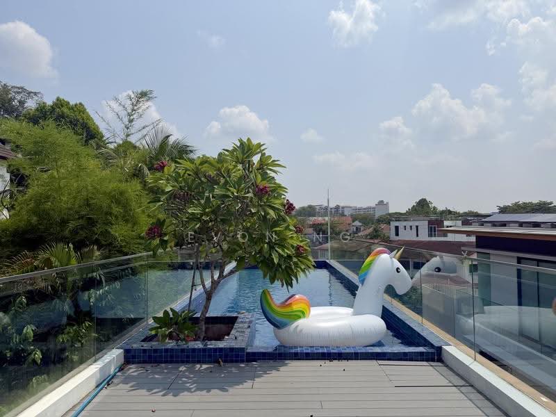 CLUNY PARK ROAD, CLUNY PARK ROAD, Tanglin / Holland / Bukit Timah, 5 Bedrooms, 7,567 sqft, Detached House For Rent, by Evon Ng, 500158489 - Pool - PropertyGuru.com.sg