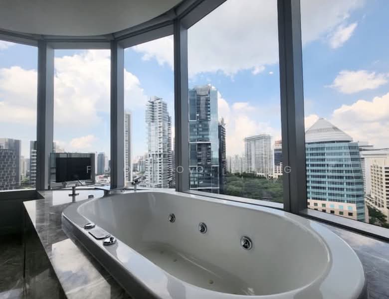 The Orchard Residences, 238 Orchard Boulevard, 3 Bedrooms, 2,174 sqft, Condominium For Rent, by Foo Hoo Seng, 500158492 - ATTACHED BATH @ MASTER ROOM  - PropertyGuru.com.sg