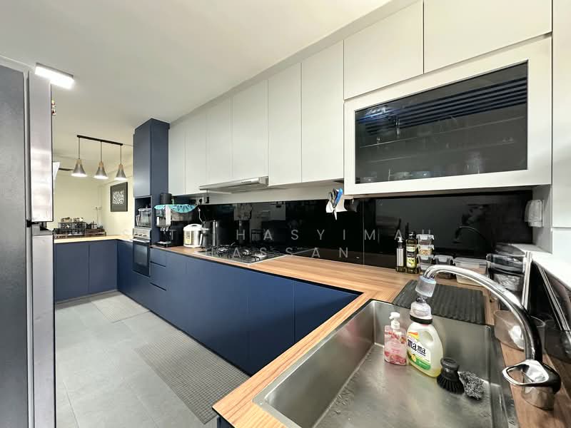 514 Bukit Batok Street 52, 514 Bukit Batok Street 52, 3 Bedrooms, 1,108 sqft, HDB Flat For Sale, by Siti Hasyimah Hassan, 500158496 - Kitchen - PropertyGuru.com.sg