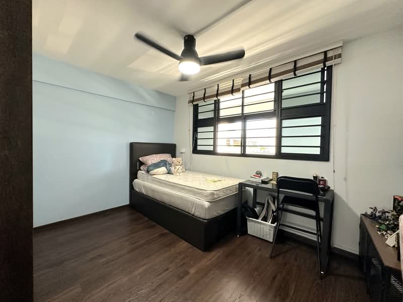 514 Bukit Batok Street 52, 514 Bukit Batok Street 52, 3 Bedrooms, 1,108 sqft, HDB Flat For Sale, by Siti Hasyimah Hassan, 500158496 - Bedroom - PropertyGuru.com.sg