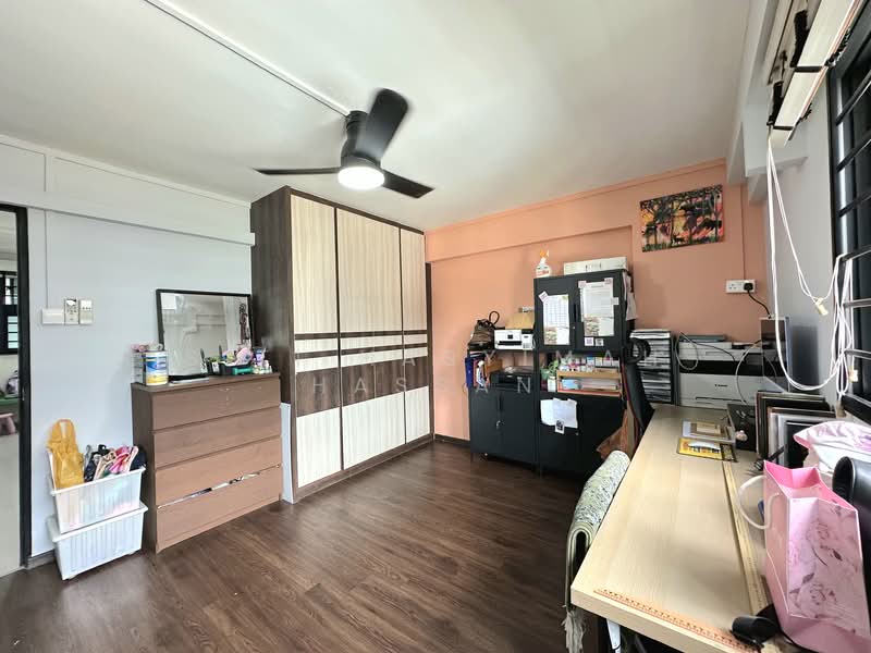 514 Bukit Batok Street 52, 514 Bukit Batok Street 52, 3 Bedrooms, 1,108 sqft, HDB Flat For Sale, by Siti Hasyimah Hassan, 500158496 - Study - PropertyGuru.com.sg