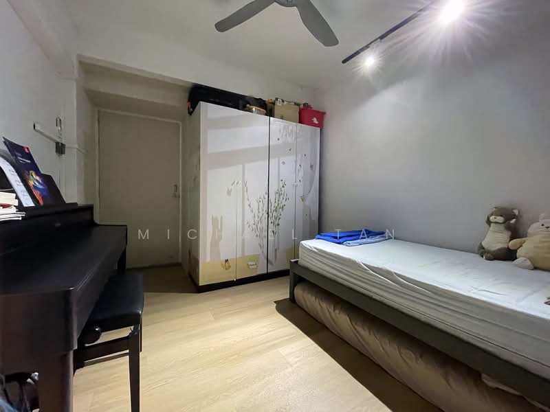 736 Yishun Street 72, 736 Yishun Street 72, 5 Bedrooms, 1,743 sqft, HDB Flat For Sale, by Michael Tan, 500158497 - Bedroom - PropertyGuru.com.sg