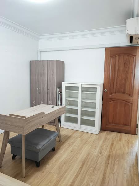 229 Bukit Batok East Avenue 3, 229 Bukit Batok East Avenue 3, 2 Bedrooms, 721 sqft, HDB Flat For Rent, by Kenny Kan, 500158498 - Interior - PropertyGuru.com.sg