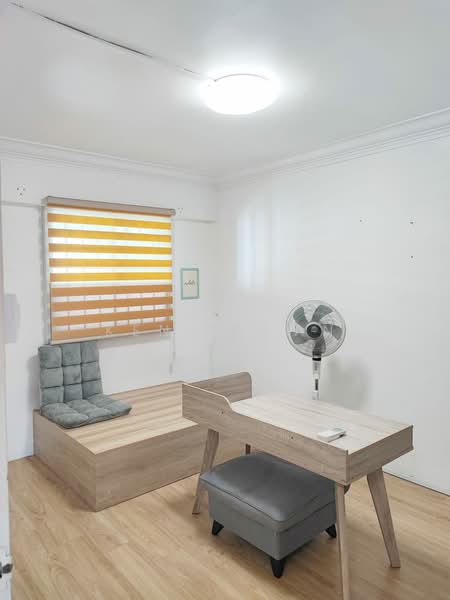 229 Bukit Batok East Avenue 3, 229 Bukit Batok East Avenue 3, 2 Bedrooms, 721 sqft, HDB Flat For Rent, by Kenny Kan, 500158498 - Bedroom - PropertyGuru.com.sg