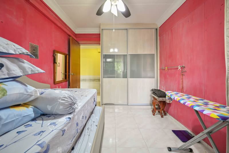 553 Woodlands Drive 44, 553 Woodlands Drive 44, 3 Bedrooms, 1,237 sqft, HDB Flat For Sale, by Mila Rahman, 500158505 - Bedroom - PropertyGuru.com.sg
