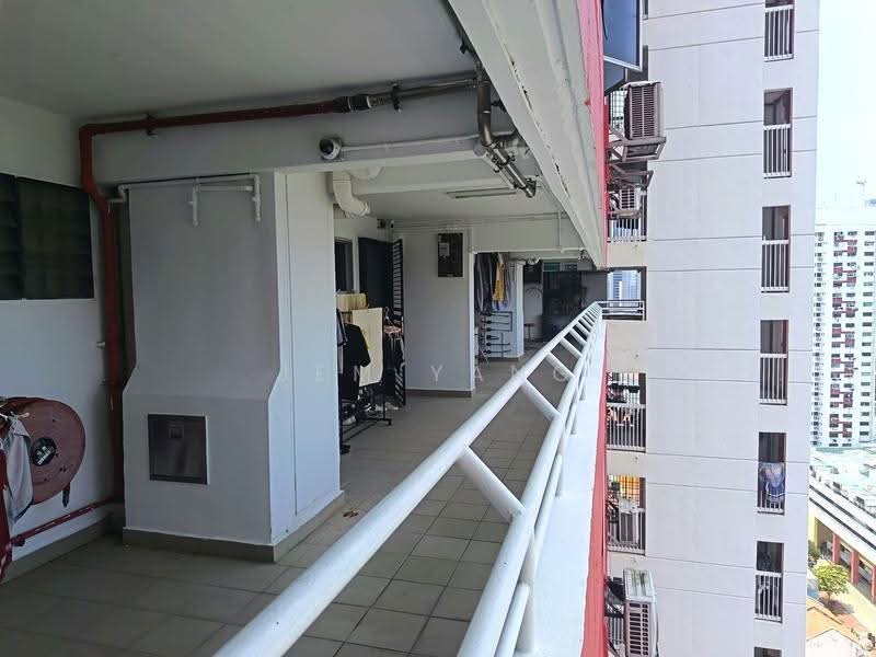 People's Park Complex, 1 Park Road, Boat Quay / Raffles Place / Marina, 6 Bedrooms, 1,119 sqft, Apartment For Sale, by Jem Yang, 500158510 - Balcony - PropertyGuru.com.sg