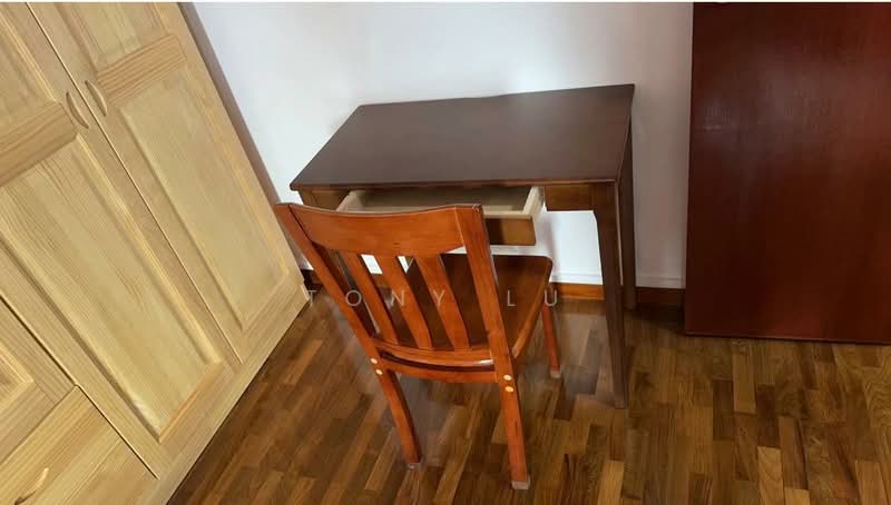 Summerdale, 2 Boon Lay Drive, 3 Bedrooms, 1,000 sqft, Condominium For Rent, by Tony Lu, 500158526 - Study - PropertyGuru.com.sg