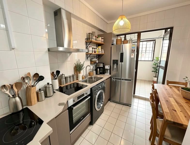 104 Whampoa Drive, 104 Whampoa Drive, 3 Bedrooms, 1,087 sqft, HDB Flat For Sale, by Elaine Hong Ai Lian, 500158538 - Kitchen - PropertyGuru.com.sg
