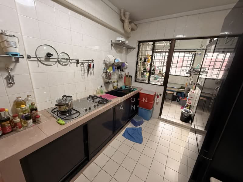 104 Whampoa Drive, 104 Whampoa Drive, 3 Bedrooms, 1,087 sqft, HDB Flat For Sale, by Elaine Hong Ai Lian, 500158538 - Kitchen - PropertyGuru.com.sg