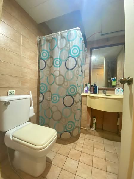 Regent Grove, 52 Choa Chu Kang North 7, 2 Bedrooms, 926 sqft, Condominium For Sale, by Vincent Tay, 500158544 - Bathroom - PropertyGuru.com.sg