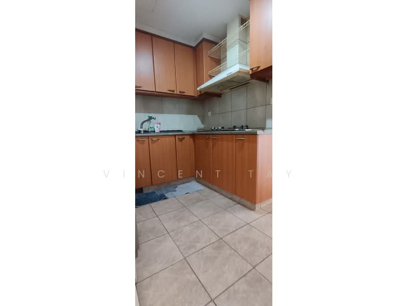 Regent Grove, 52 Choa Chu Kang North 7, 2 Bedrooms, 926 sqft, Condominium For Sale, by Vincent Tay, 500158544 - Kitchen - PropertyGuru.com.sg